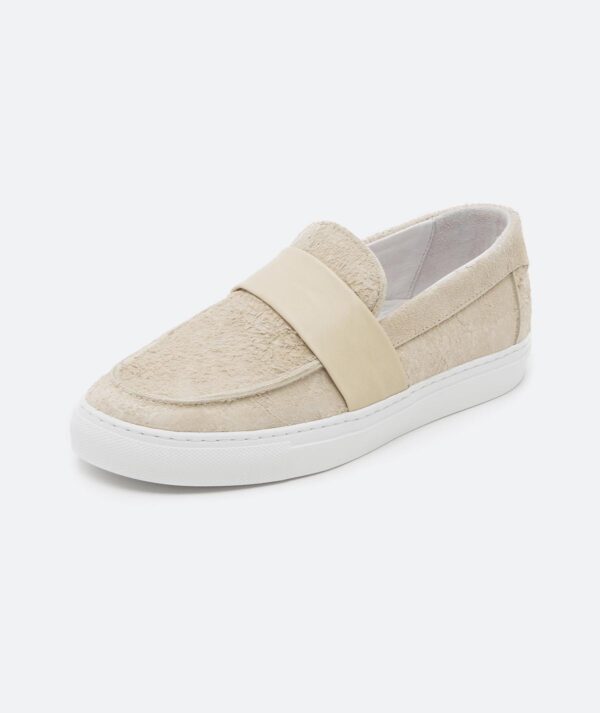 Slip-On Sneakers for Girls - Stylish & Easy-to-Wear Footwear